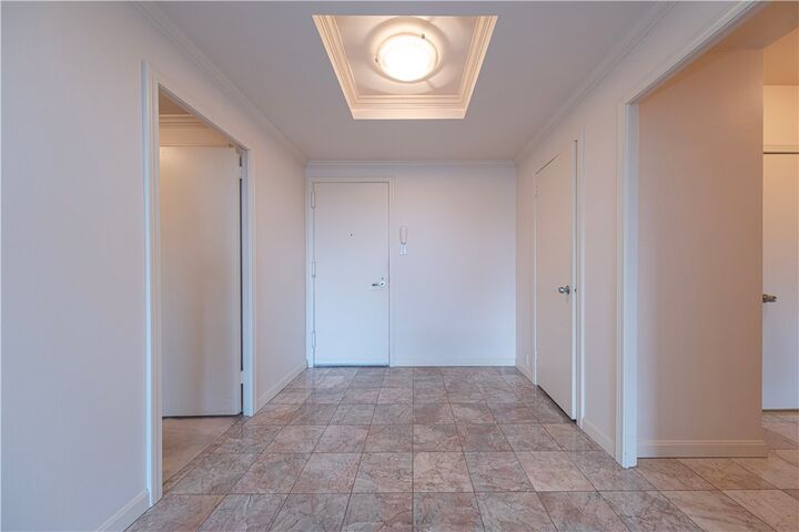 Property Photo:  320 Fort Duquesne Blvd 14F  PA 15222 