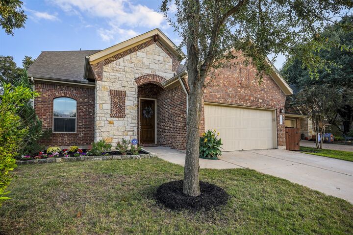Property Photo:  13512 Hymeadow Circle  TX 78729 