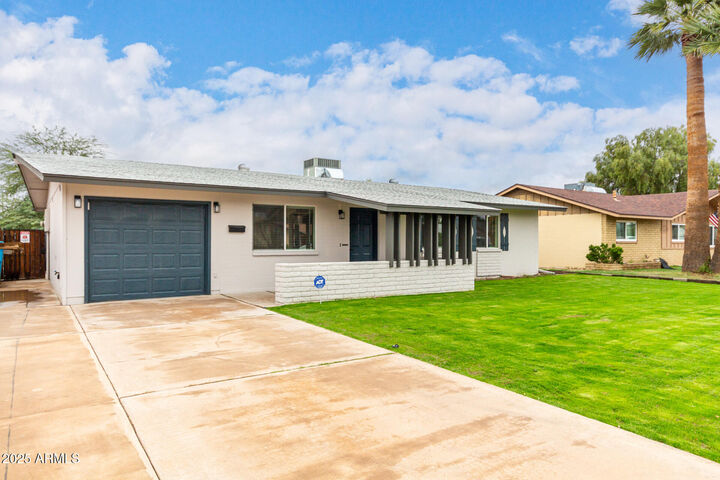 Property Photo:  11428 N 25th Avenue  AZ 85029 