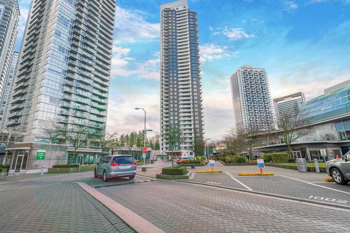 Property Photo: 9887 Whalley Boulevard 1904 BC V3T 0P4