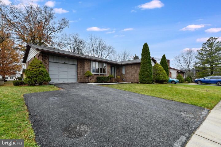 Property Photo:  2407 Perring Woods Road  MD 21234 