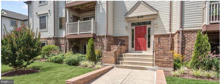 Property Photo:  808 Stratford Way D  MD 21701 