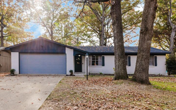 Property Photo:  600 Bristol Drive  AR 72022 