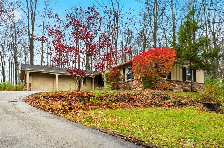 Property Photo:  2919 Locust Drive  OH 45504 