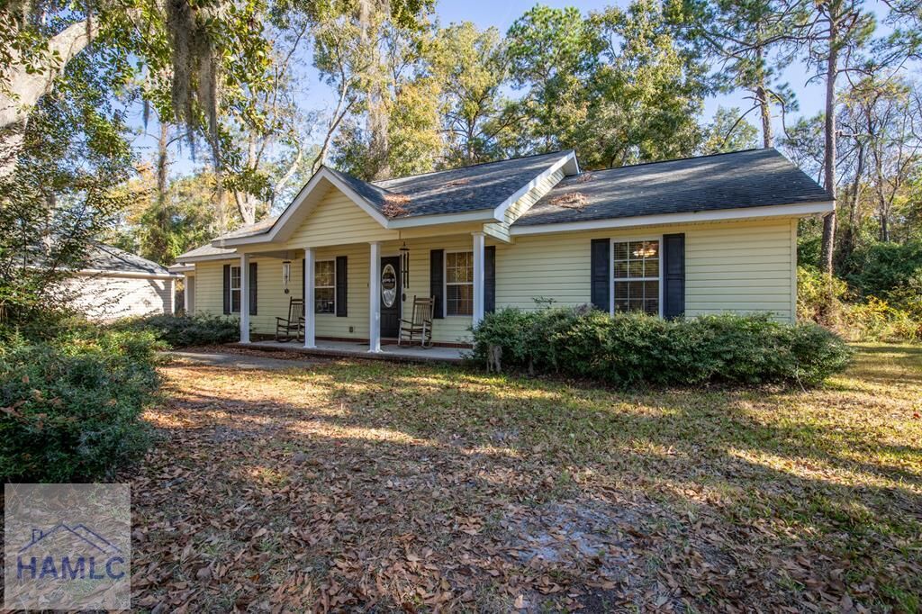 Property Photo:  322 Deal Street  GA 31313 