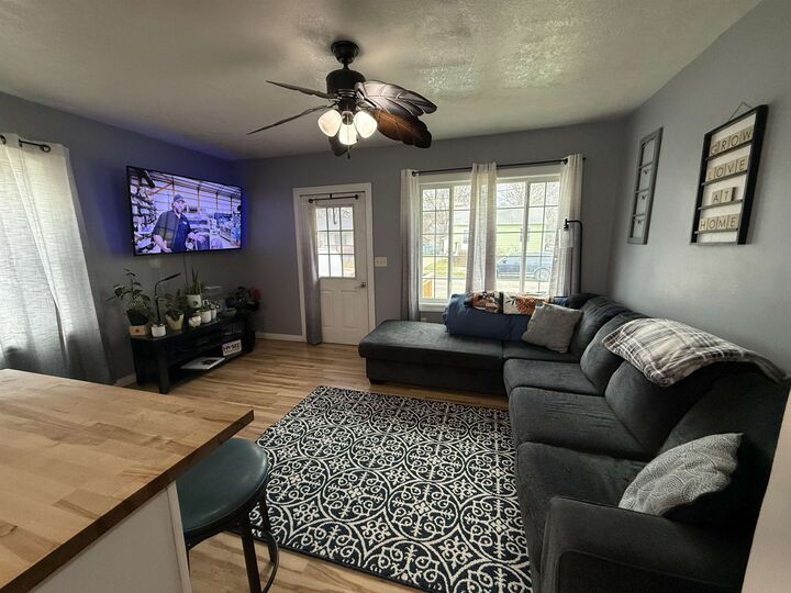 Property Photo:  509 NW 13th St  ND 58703 