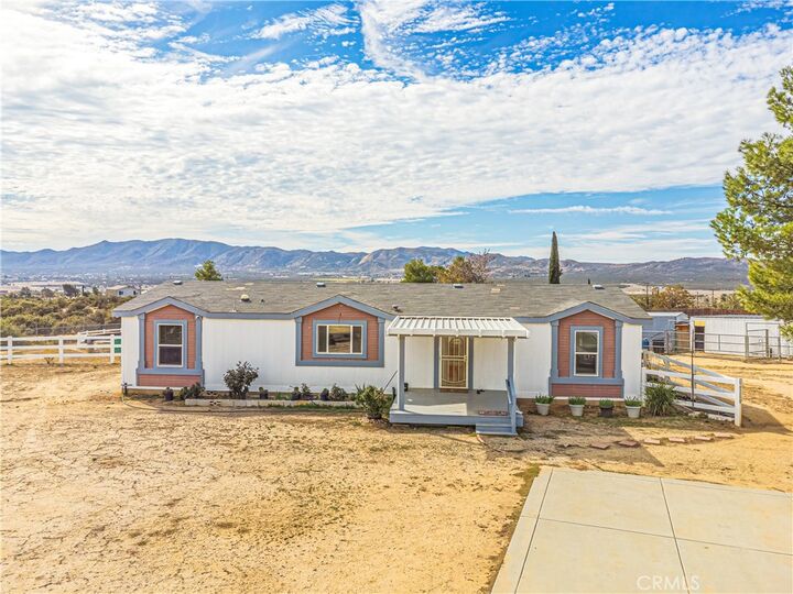 Property Photo:  41685 Gassner Road  CA 92539 