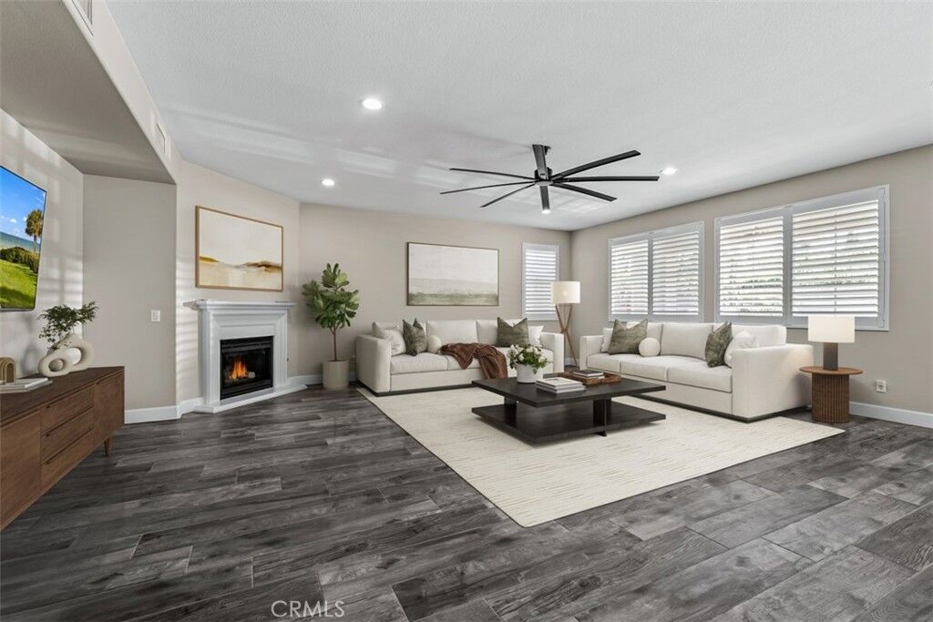 Property Photo:  7557 Summer Day  CA 92883 