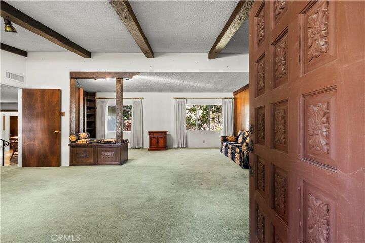 Property Photo:  24422 Valley  CA 91321 