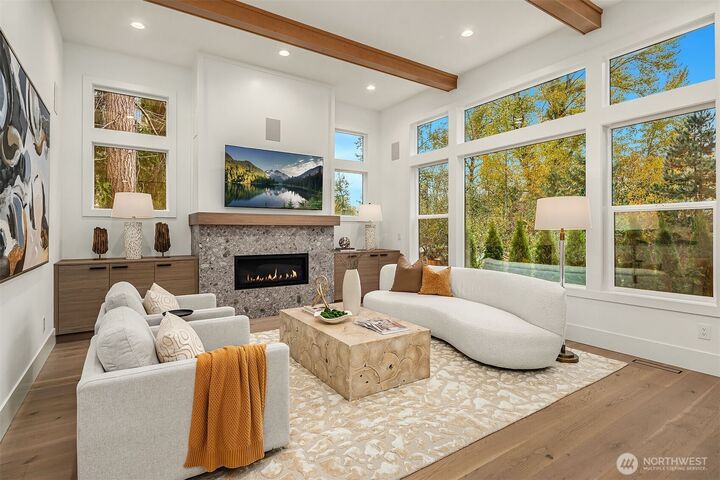 Property Photo:  417  154th Avenue SE  WA 98007 