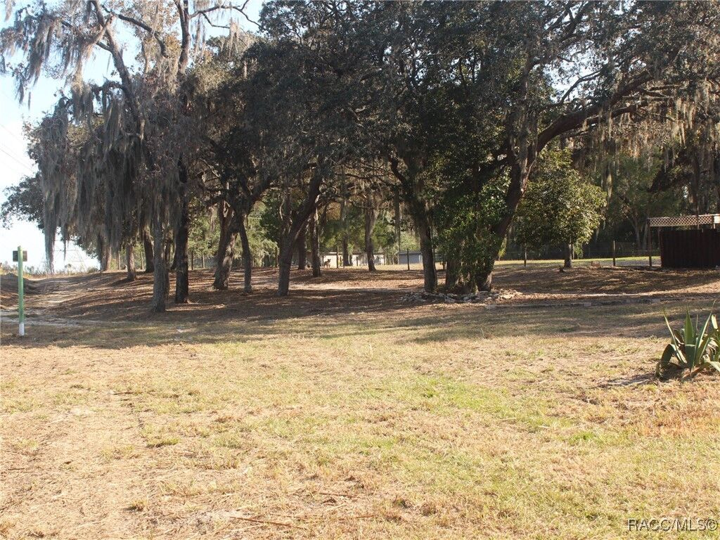 Property Photo:  2834 N Reynolds Avenue  FL 34428 