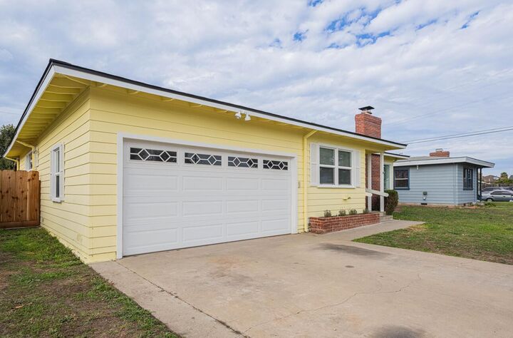 Property Photo:  1221 Parkside Street  CA 93906 