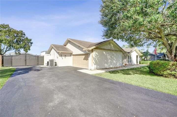 Property Photo:  14833 SW 164th Ter  FL 33187 