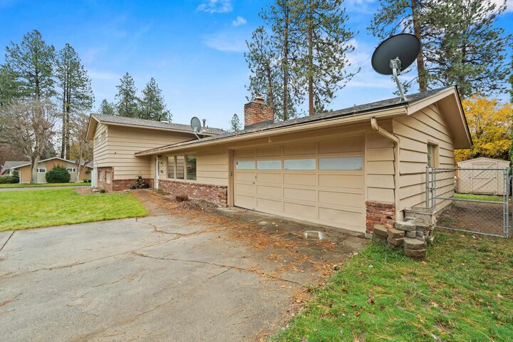 Property Photo:  10820 E 22nd Ave  WA 99206 