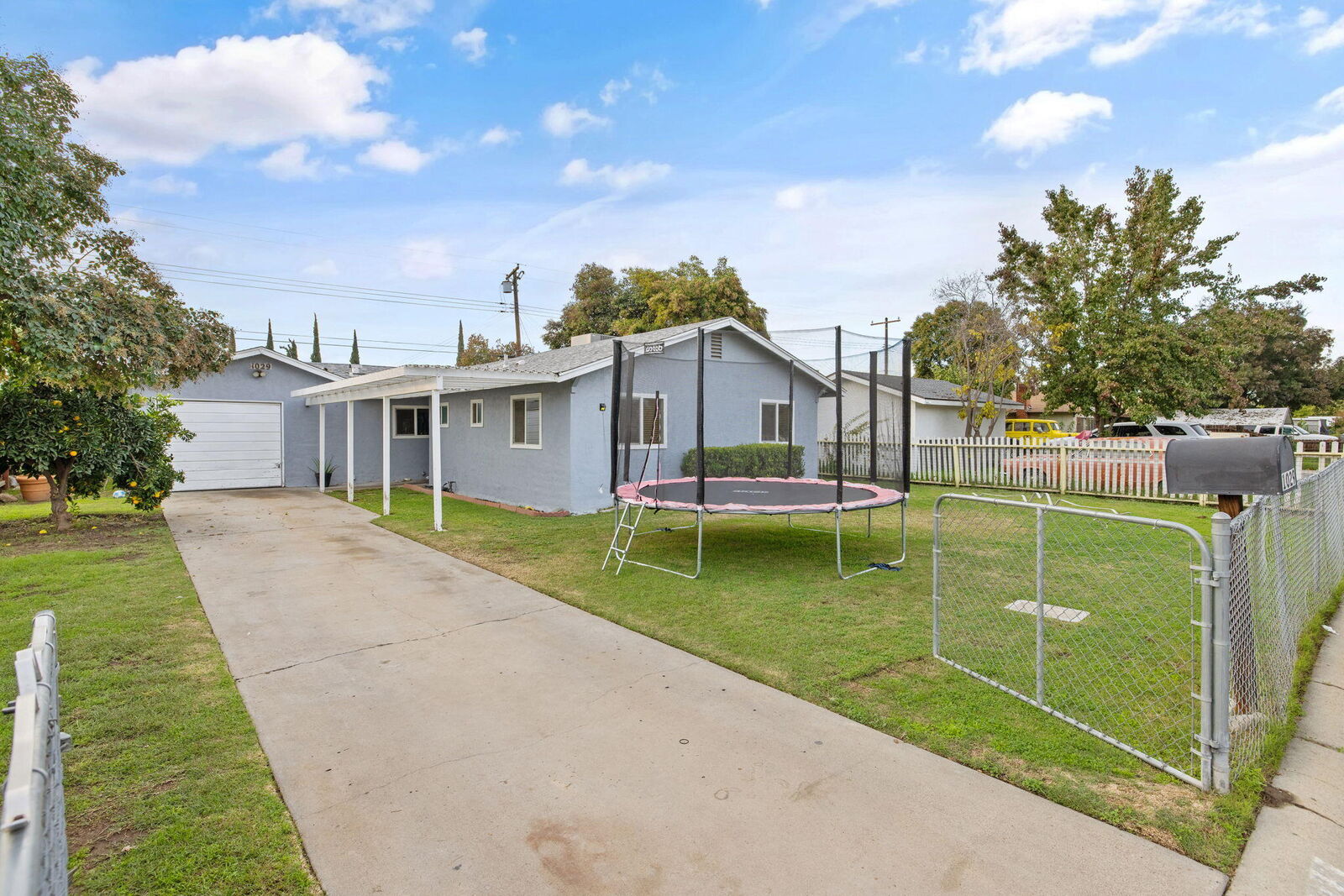 Property Photo:  1029 N Gowdy Street  CA 93292 