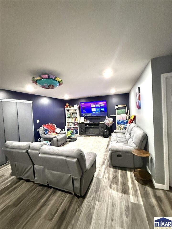 Property Photo:  405 S Main Street  IN 47855 