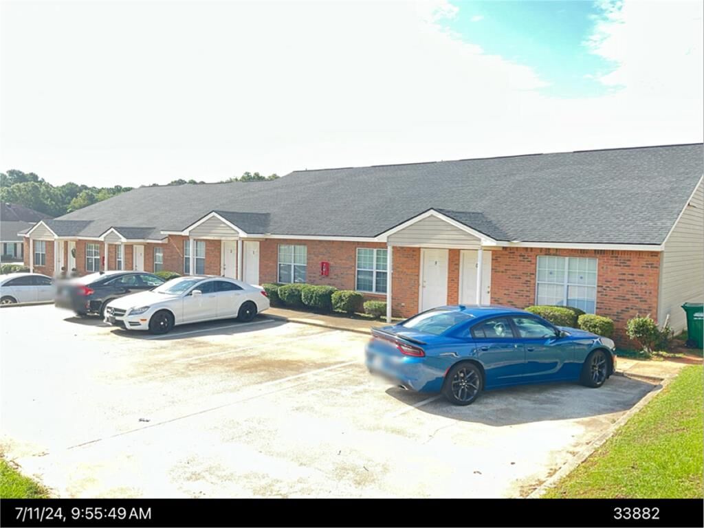 Property Photo: 900-G 20th Avenue GA 31701