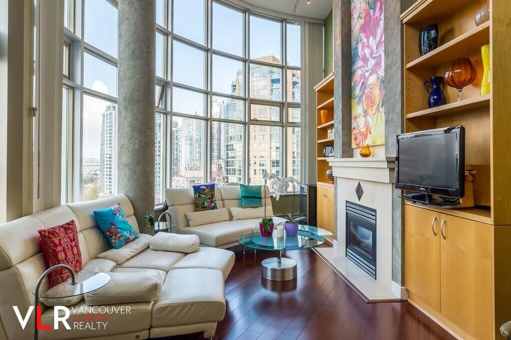 Property Photo:  189 Davie Street 1705  BC V6Z 2V4 