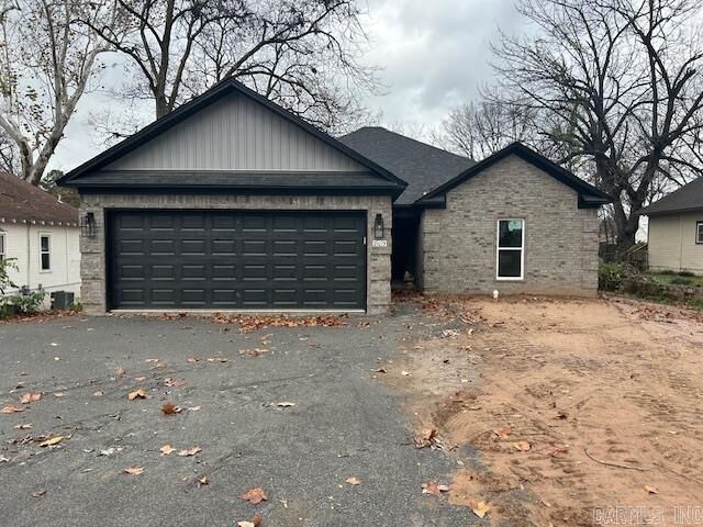 Property Photo: 209 N Griffin Street AR 72110