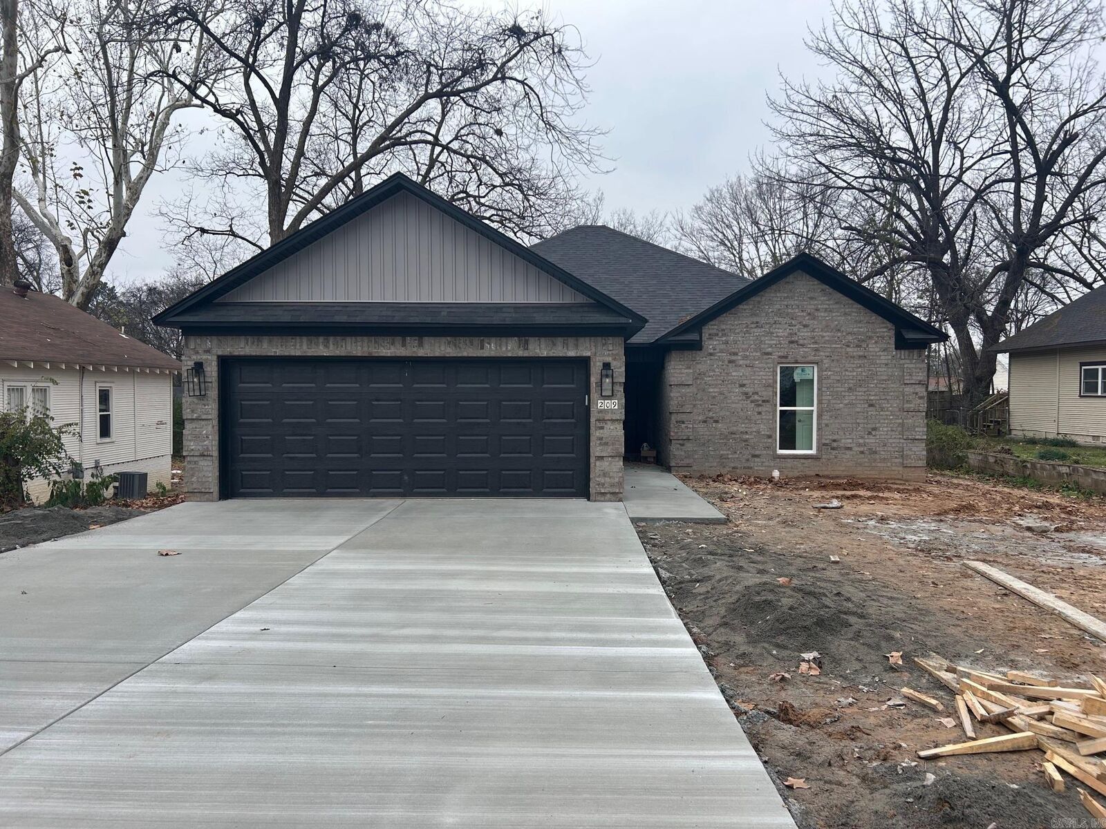 Property Photo: 209 N Griffin Street AR 72110