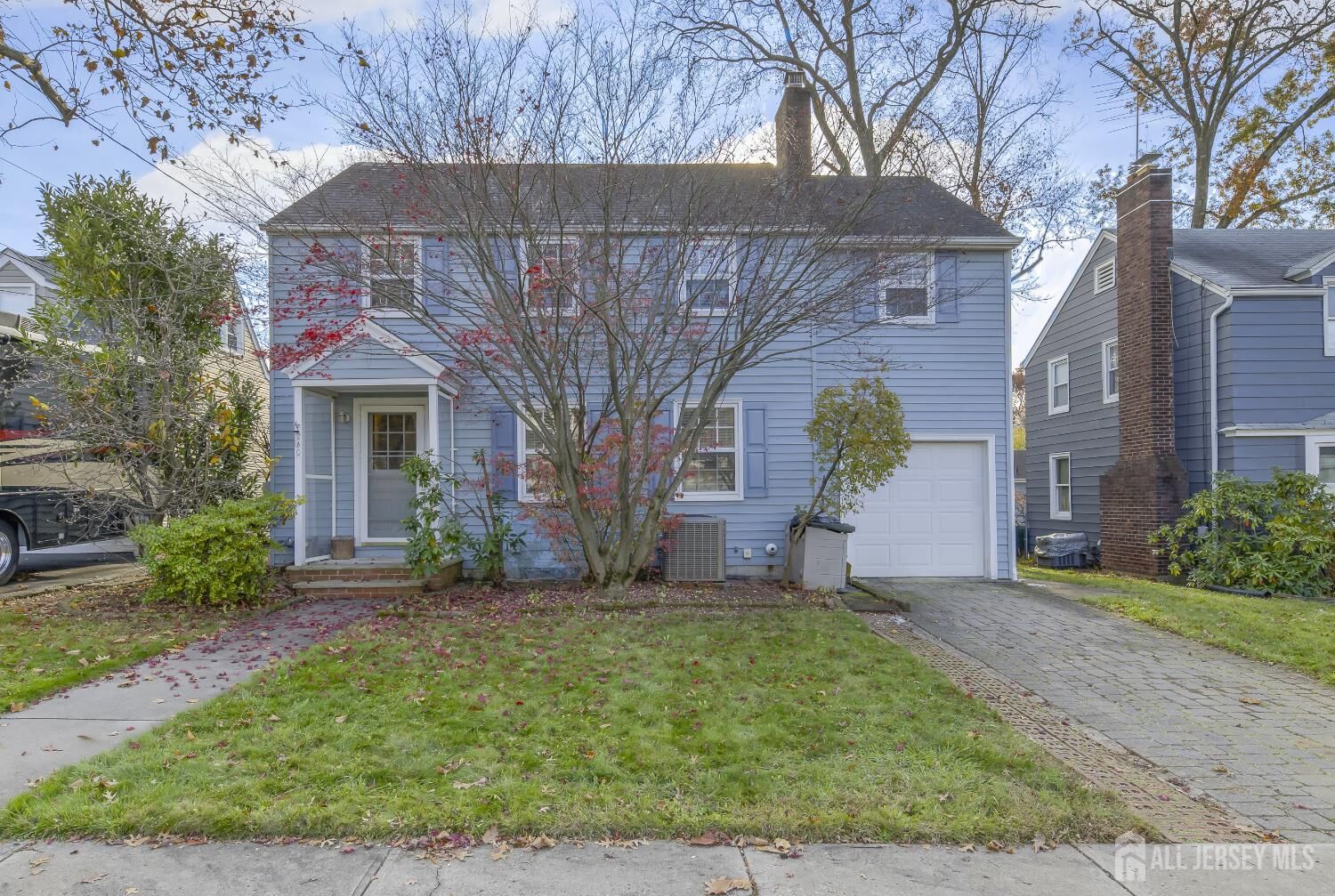 Property Photo:  240 New York Avenue  NJ 08901 