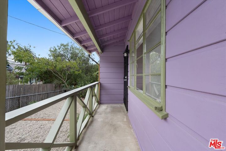 Property Photo: 821 Laveta Ter CA 90026