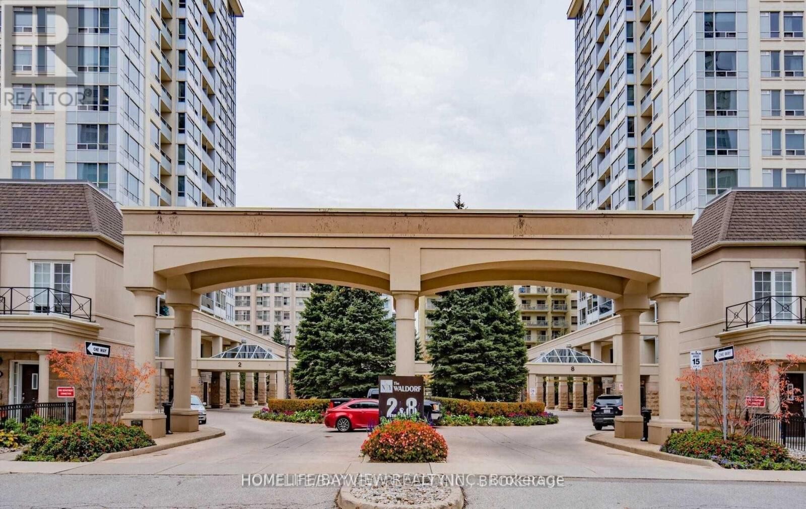 Property Photo:  8 Rean Drive Gv25  ON M2K 3B9 