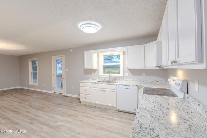 Property Photo:  119 Hillcrest Drive  TN 38012 