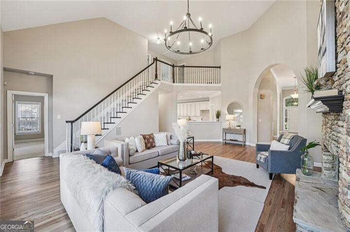 Property Photo: 6640 Bridlewood Way GA 30024