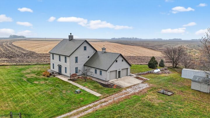 Property Photo:  1571 Quill Ave.  IA 50156 