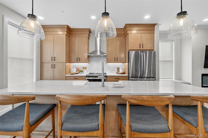 Property Photo: 1809 Soundview Court NY 10598