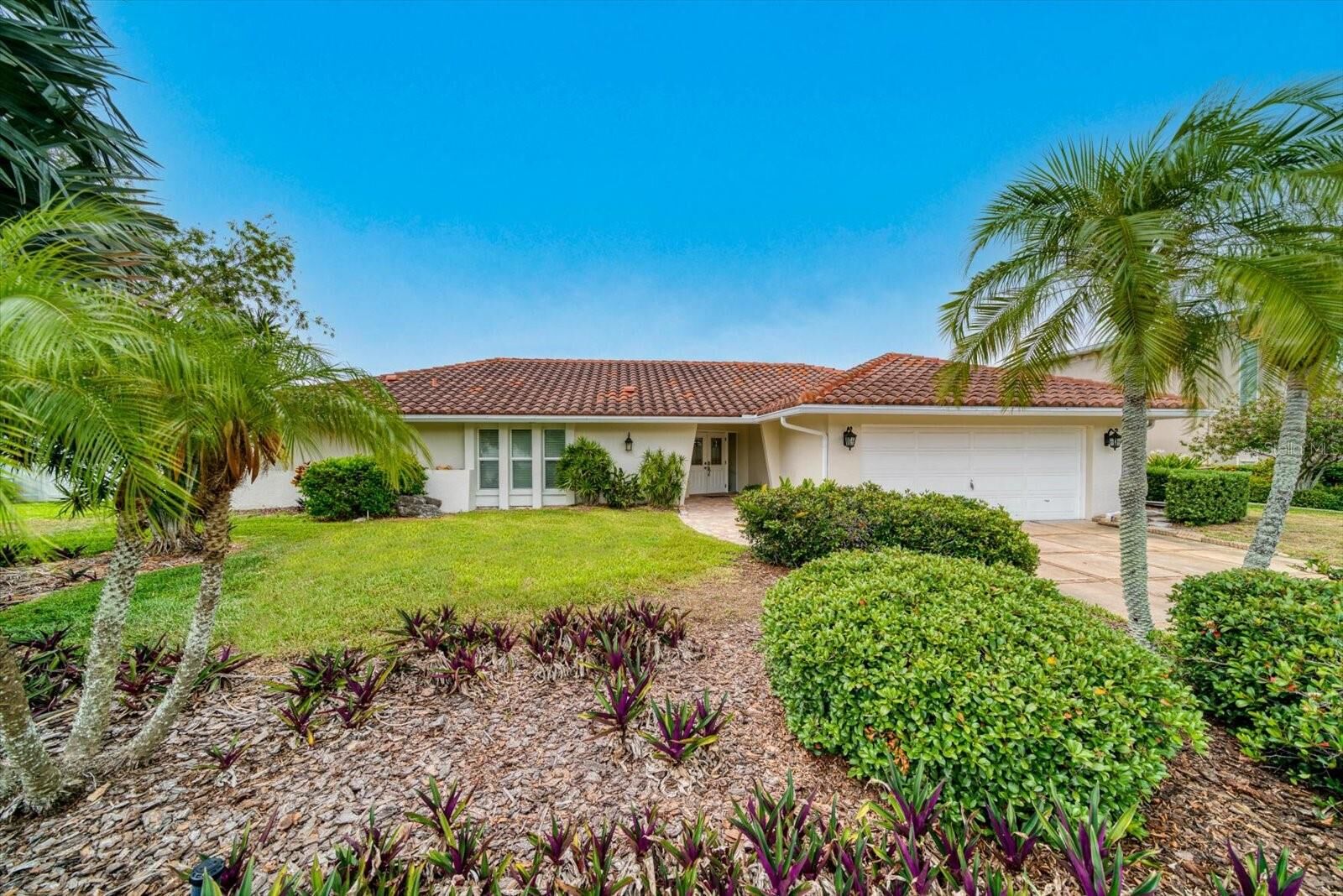 Property Photo:  206 Poinciana Lane  FL 33770 
