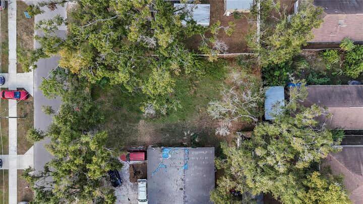 Property Photo: 3013 N 48th Street 1/2 FL 33605