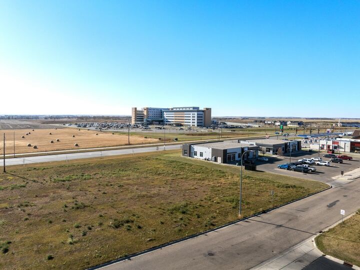 Property Photo:  2101 36th Ave  ND 58701 