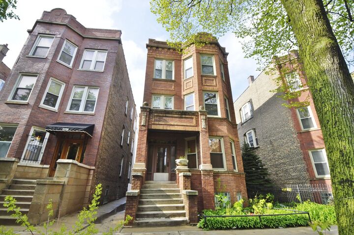 2336 W Iowa Street Gf  Chicago IL 60622 photo