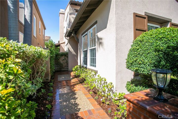 Property Photo: 31 Dinuba CA 92602