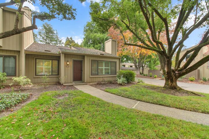 Property Photo:  23 Adelphi Court  CA 95825 