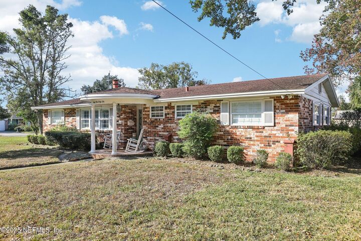 Property Photo: 4146 Weber Lane E FL 32207