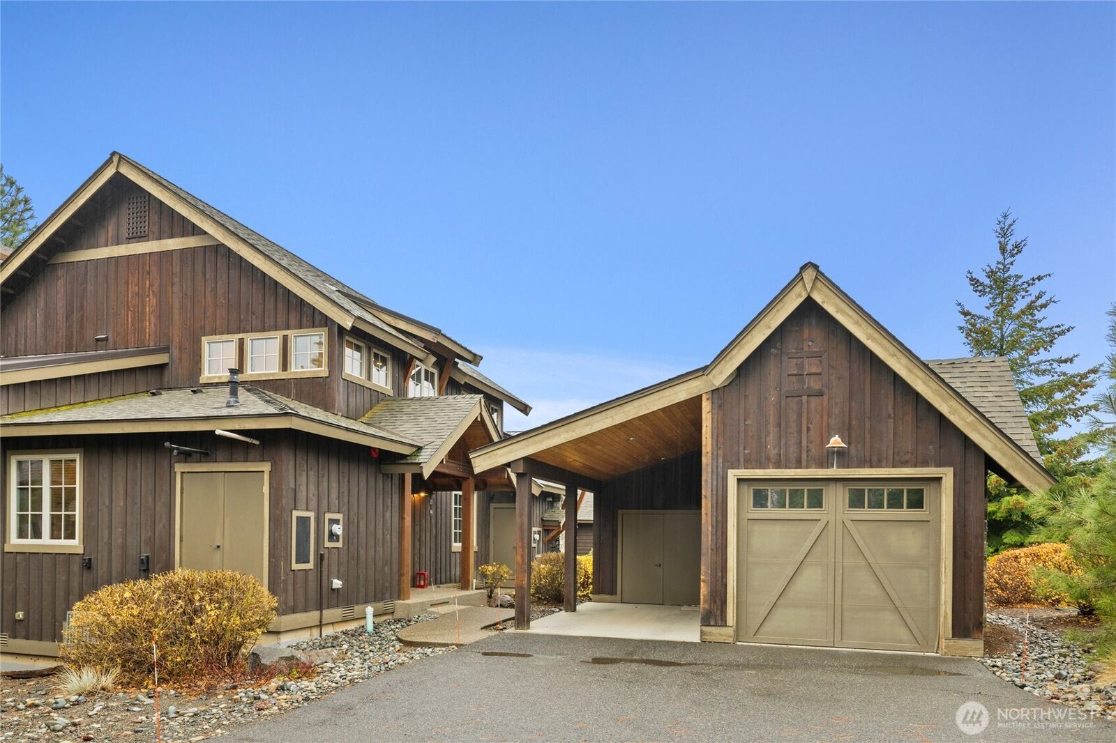 Property Photo:  412  Sweet Shop Lane  WA 98922 