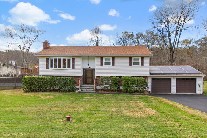 Property Photo: 1 Indian Hill Lane CT 06812