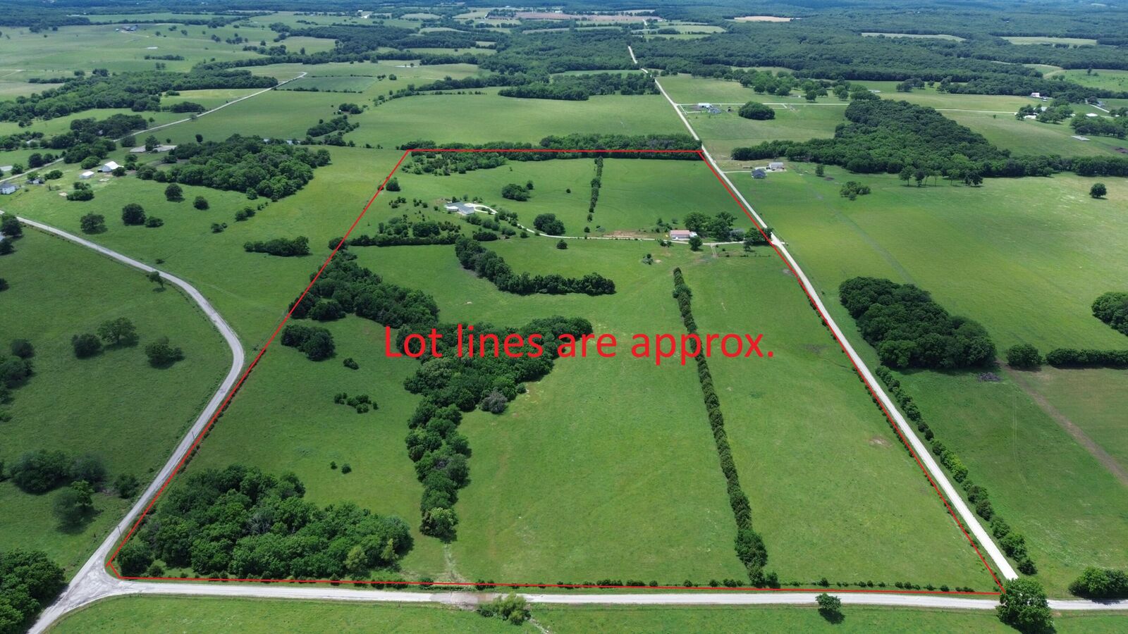 Property Photo:  1672 E 355th Road  MO 65613 