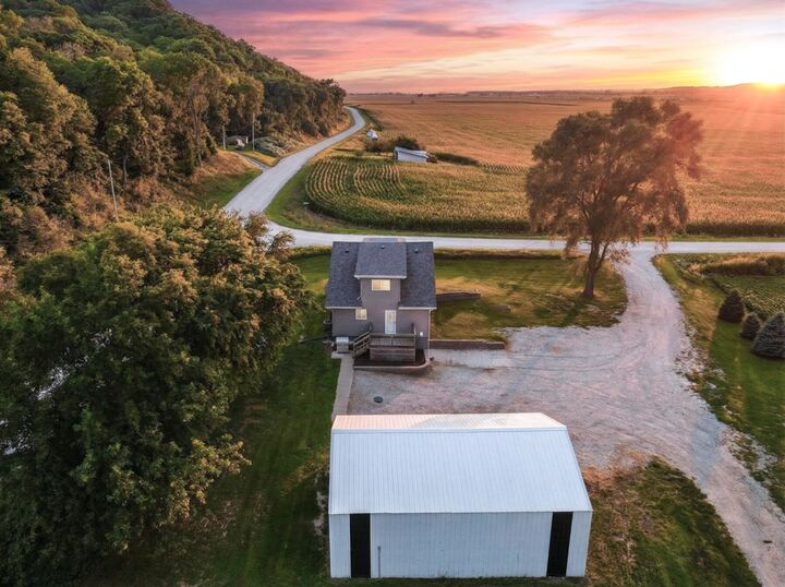 Property Photo:  20800 Paddock  Avenue  IA 51561 