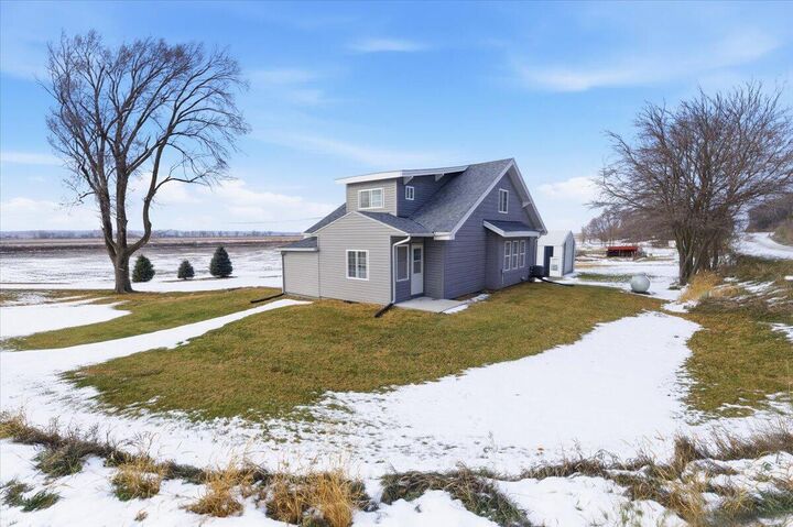 Property Photo:  20800 Paddock  Avenue  IA 51561 