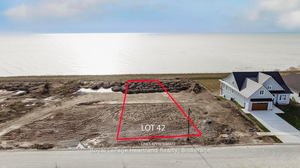 Property Photo:  468 Coast Drive  ON N7A 0C8 