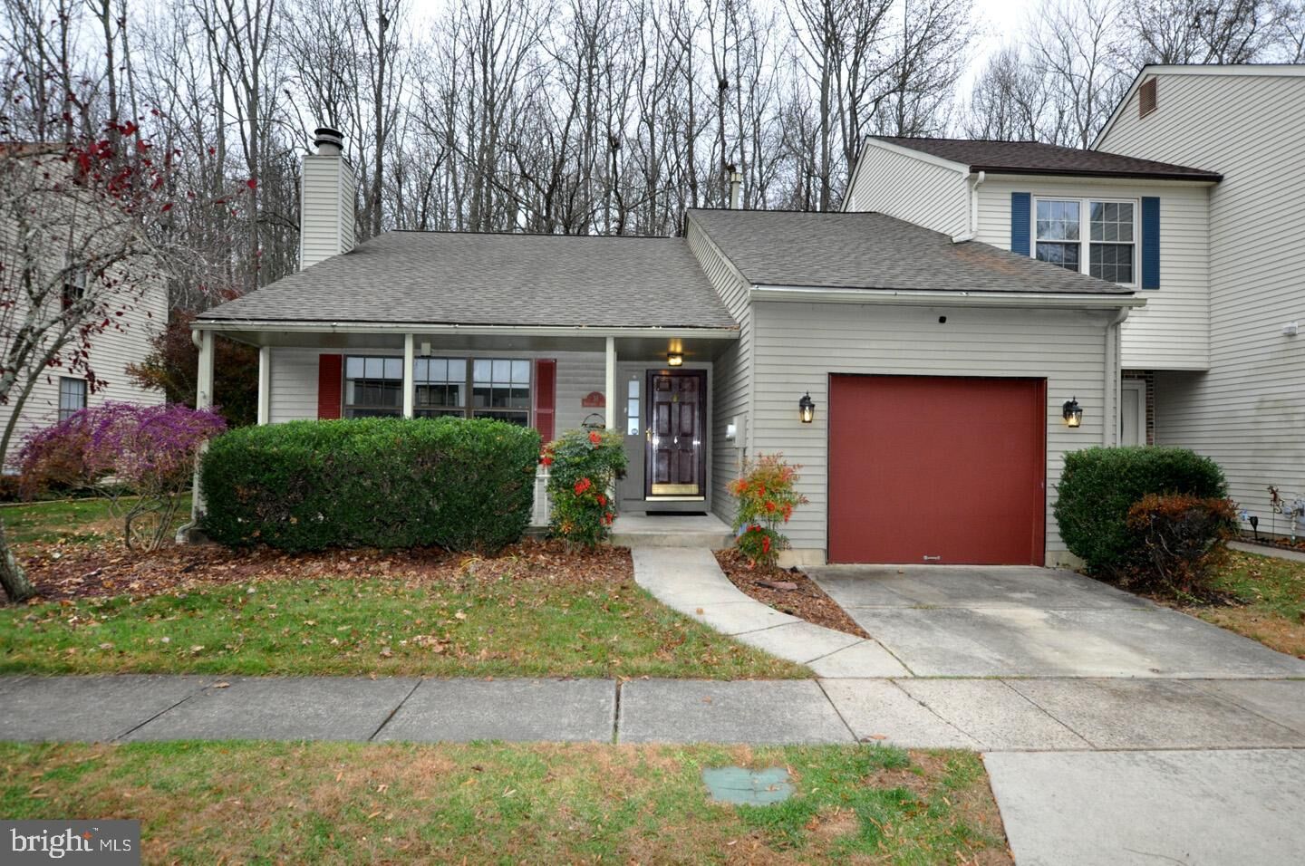 Property Photo: 31 Bretshire Court NJ 08055