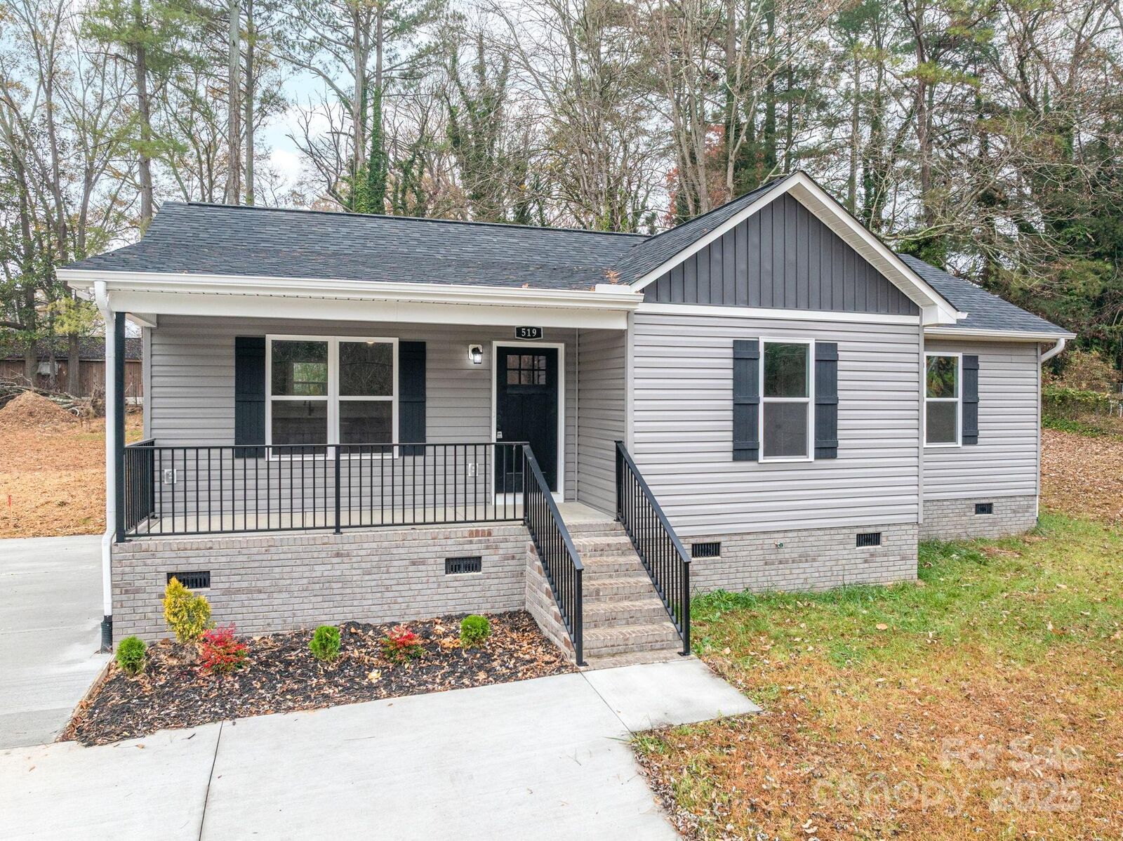 Property Photo:  519 N State Street  NC 28092 