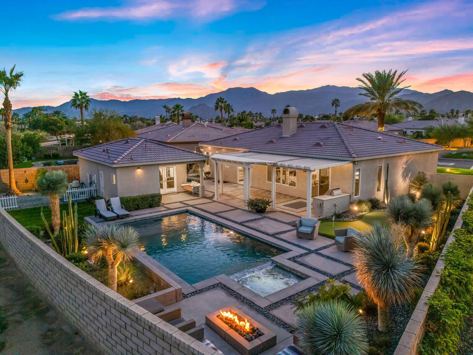 Property Photo: 43070 Parkway Esplanade E CA 92253