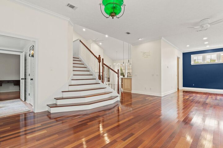 Property Photo:  31 Seabreeze Place  FL 32461 