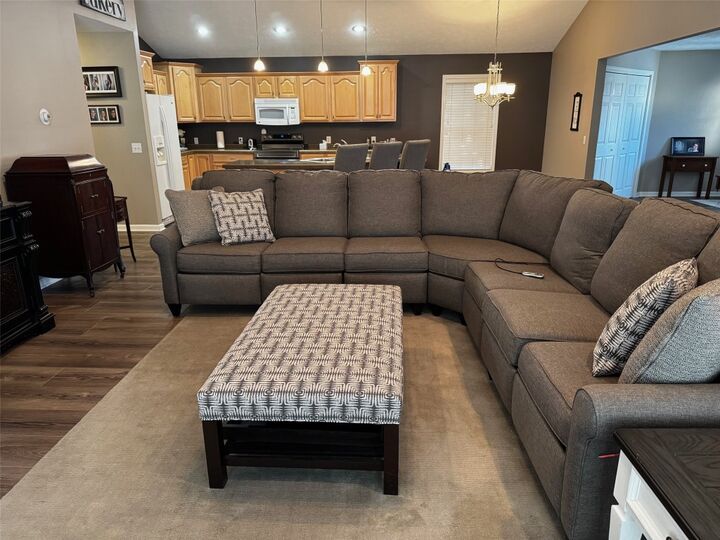 Property Photo:  27 2nd Avenue  PA 16438 