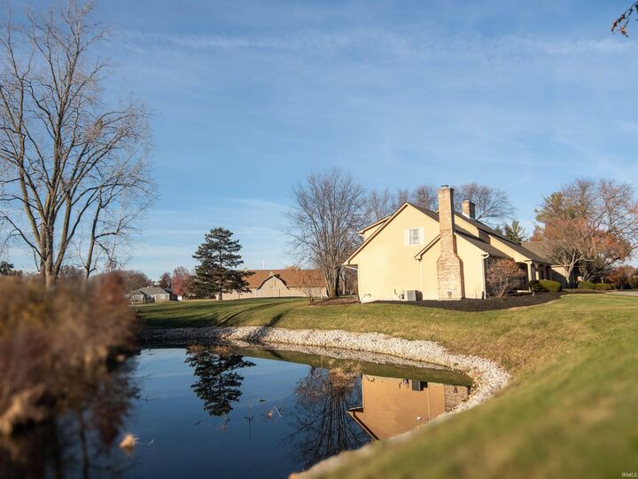 Property Photo: 2805 Buckhurst Run IN 46815